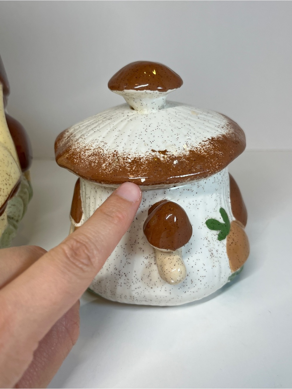 Vintage 1970s MCM Mushroom Canister Set of 2 Arnels Large Cookie Jar Sugar Bowl - Picture 10 of 16
